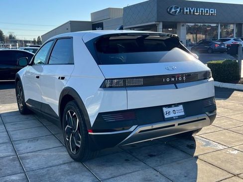 Certified 2023 Hyundai Ioniq 5 SEL image 9