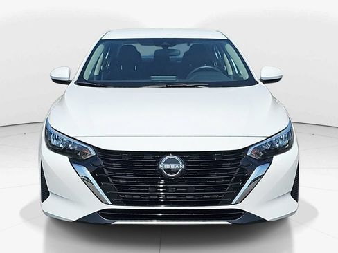 Used 2025 Nissan Sentra S FWD image 12