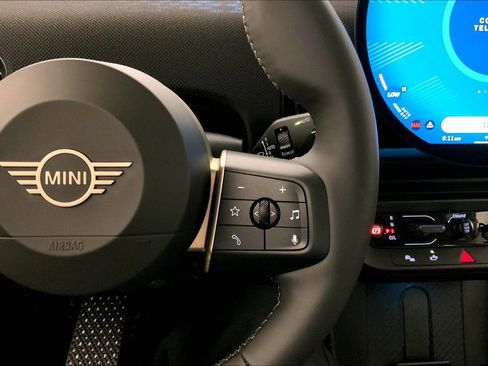 Used 2026 MINI Cooper 2-Door Hardtop FWD image 19
