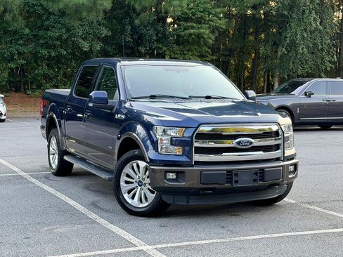 Used 2015 Ford F150 Lariat w/ Equipment Group 501A Mid AWD/4WD image 4