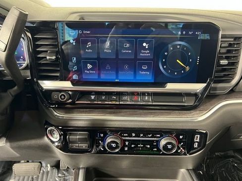 Used 2024 Chevrolet Silverado 3500 LTZ w/ LTZ Premium Package image 29