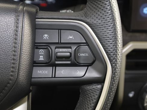 Used 2025 Toyota Tacoma Limited image 34