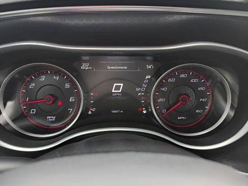Used 2018 Dodge Charger R/T RWD image 11