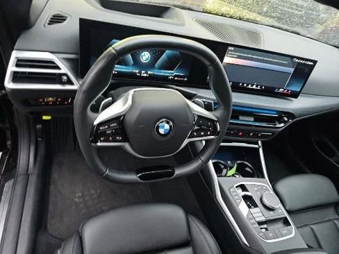 Used 2025 BMW 430i Convertible image 3