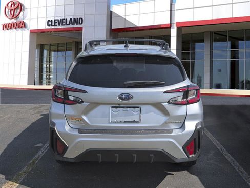 Used 2024 Subaru Crosstrek 2.5i Limited AWD/4WD image 6