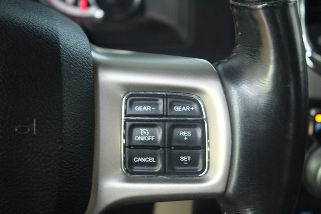 Used 2018 RAM 1500 Laramie AWD/4WD image 17