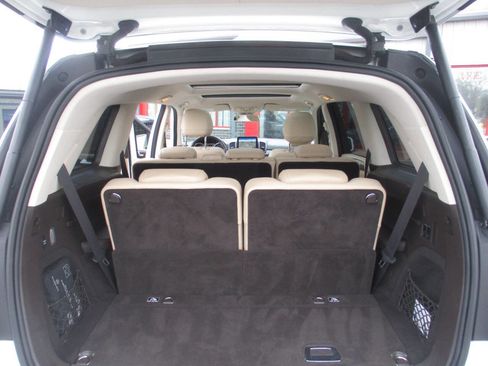 Used 2017 Mercedes-Benz GLS 450 4MATIC image 26