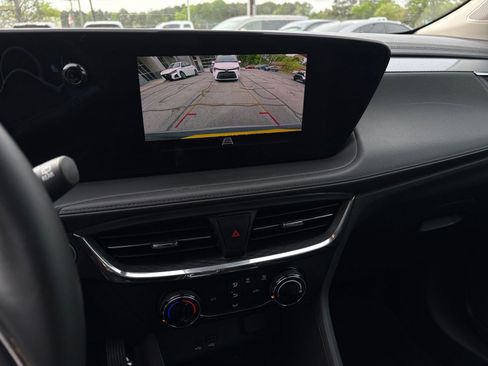 Used 2025 Buick Encore GX Preferred image 23