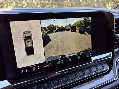 New 2025 Chevrolet Silverado 2500 ZR2 w/ Technology Package image 36