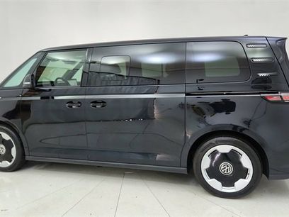 Used 2025 Volkswagen ID. Buzz Pro S