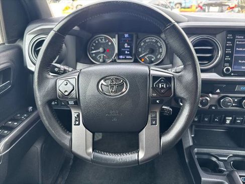 Certified 2023 Toyota Tacoma TRD Off-Road w/ Technology Package AWD/4WD image 21