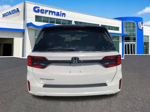 New 2026 Honda Odyssey EX-L image 4
