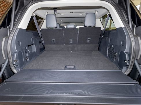 New 2026 Ford Expedition Max Active RWD image 33