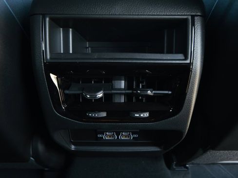 New 2025 Jeep Grand Cherokee Laredo X image 31