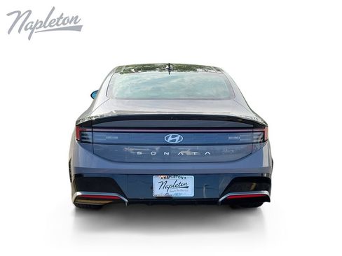 Used 2024 Hyundai Sonata SEL w/ Convenience Package FWD image 4