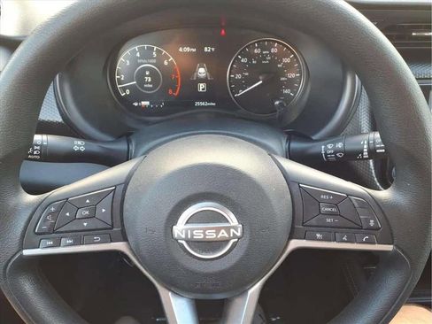 Used 2023 Nissan Kicks SV FWD image 14