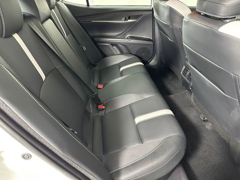 Used 2025 Toyota Camry SE image 26