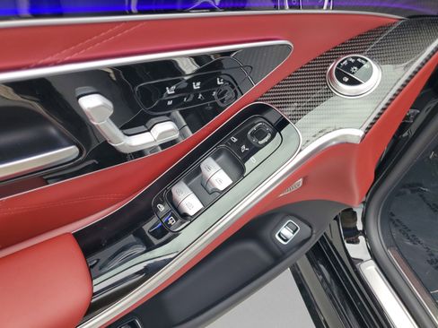Certified 2026 Mercedes-Benz S 63 AMG S image 7