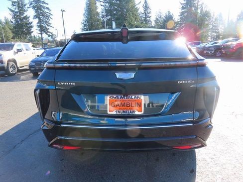 Used 2024 Cadillac Lyriq Luxury w/ LPO, Floor Liner Package AWD/4WD image 7