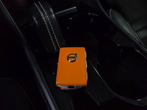 Used 2021 Volvo XC40 P8 Recharge w/ Advanced Package image 43