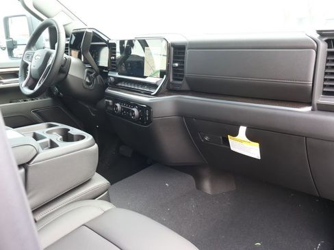 New 2026 Chevrolet Silverado 2500 LT w/ All Star Edition AWD/4WD image 39