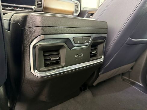 Used 2025 Chevrolet Silverado 2500 High Country w/ High Country Premium Package AWD/4WD image 42