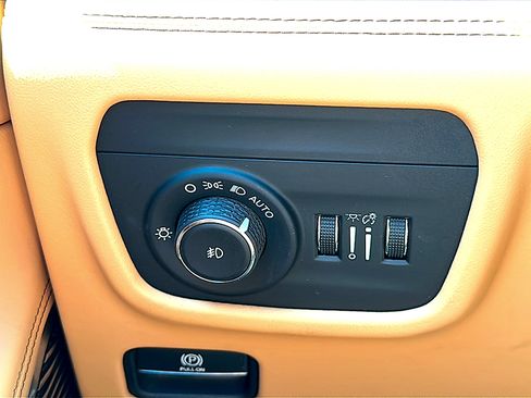Used 2021 Jeep Grand Cherokee L Summit AWD/4WD image 39