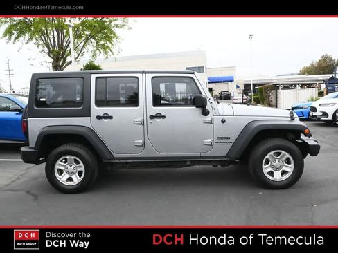Used 2013 Jeep Wrangler Unlimited Sport AWD/4WD image 5