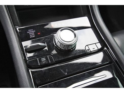 Used 2021 Jeep Grand Cherokee L Overland w/ Luxury Tech Group IV image 32