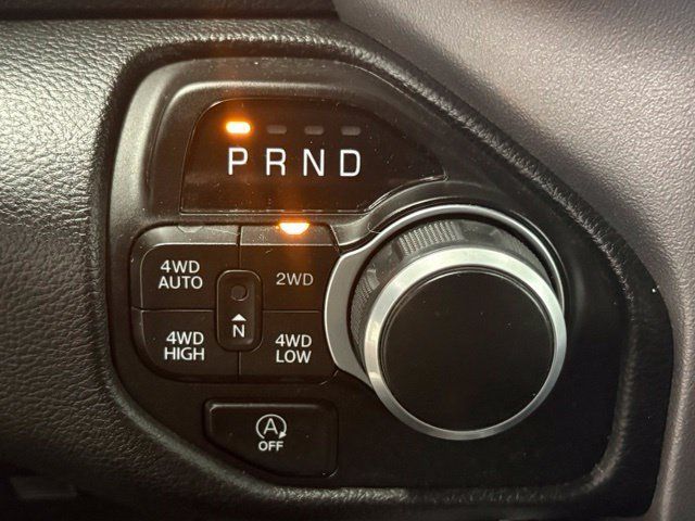 Used 2023 RAM 1500 Big Horn AWD/4WD image 38