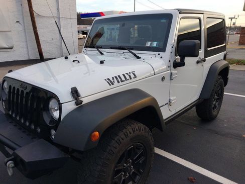 Used 2014 Jeep Wrangler Sport image 2