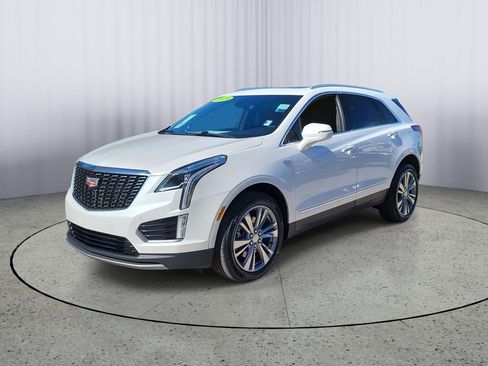 Used 2025 Cadillac XT5 Premium Luxury image 9