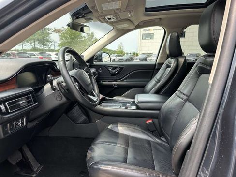 Certified 2022 Lincoln Aviator Reserve w/ Equipment Group 201A image 13
