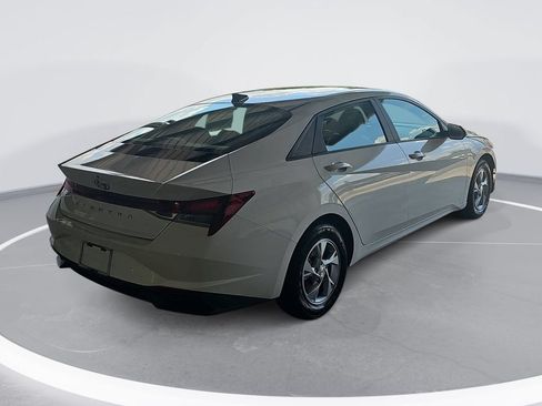 Certified 2023 Hyundai Elantra SE FWD image 5