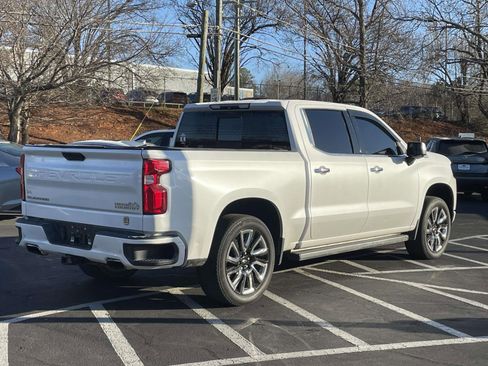 Used 2019 Chevrolet Silverado 1500 High Country w/ Technology Package image 7
