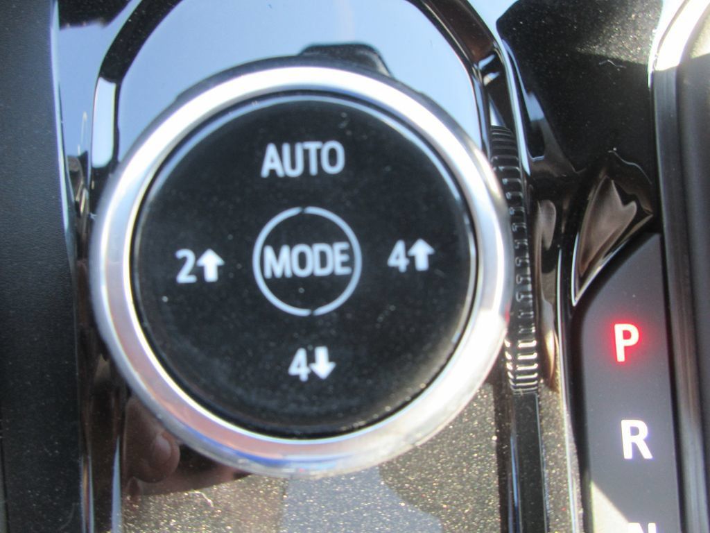 New 2026 GMC Canyon Denali AWD/4WD image 17