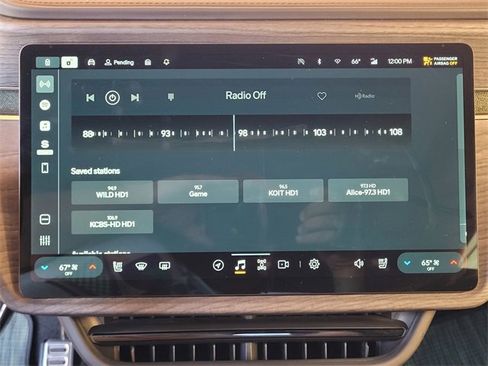 Used 2023 Rivian R1T Adventure image 24