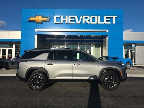 New 2026 Chevrolet Traverse Z71 w/ Enhanced Driving Package image 3