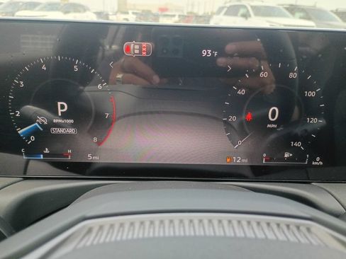 New 2026 Nissan Sentra SV w/ SV Convenience Package FWD image 12