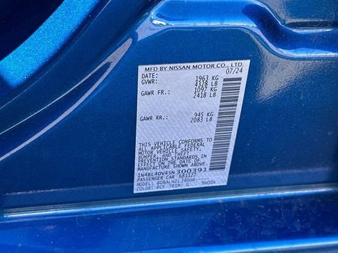 Used 2025 Nissan Altima 2.5 SV FWD image 33