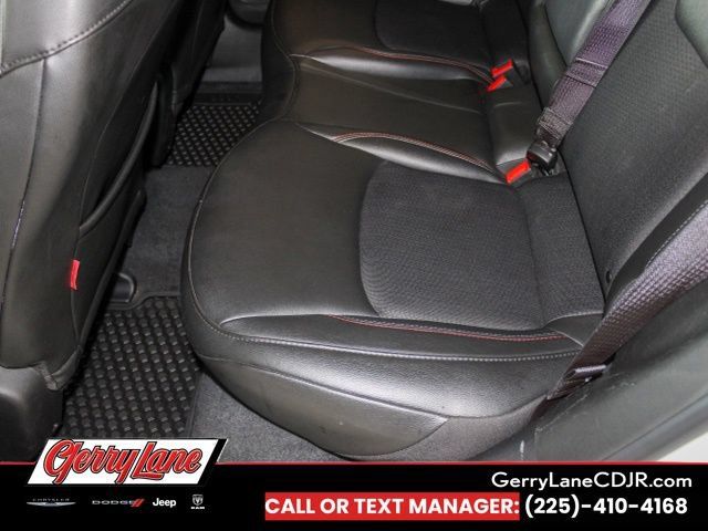 Used 2025 Jeep Compass Trailhawk AWD/4WD image 17