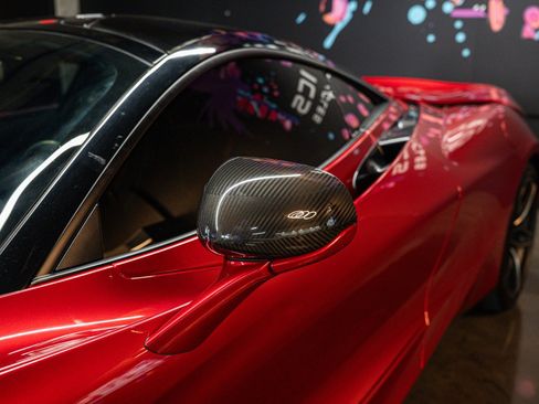 Used 2018 McLaren 720S RWD image 13