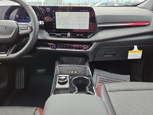 New 2027 Chevrolet Equinox RS w/ Safety and Technology Package FWD image 23