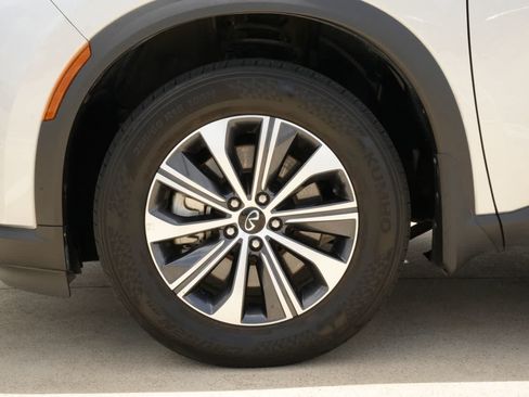 Certified 2023 INFINITI QX60 Pure FWD image 24