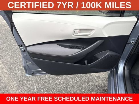 Used 2025 Toyota Corolla LE w/ LE Premium Package FWD image 13