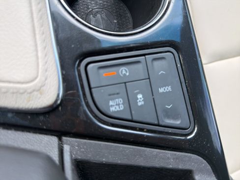 Used 2023 Cadillac CT4 Luxury RWD image 13