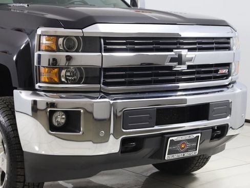 Used 2016 Chevrolet Silverado 2500 LTZ w/ Duramax Plus Package image 36