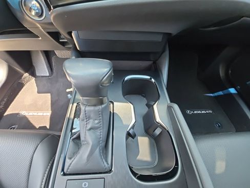 Used 2024 Lexus ES 350 w/ Accessory Package (Z1) FWD image 27