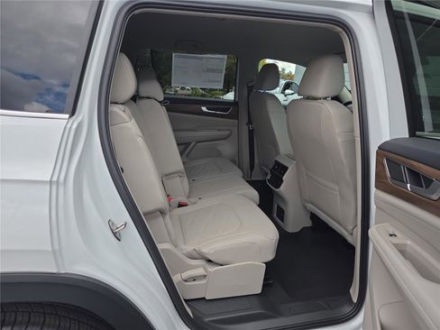 New 2026 Volkswagen Atlas SE image 34