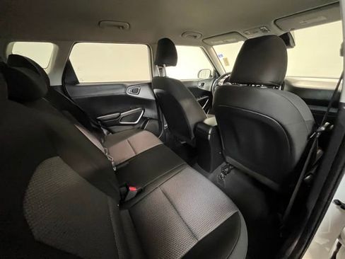 Used 2024 Kia Soul LX w/ Option Group 015 image 12